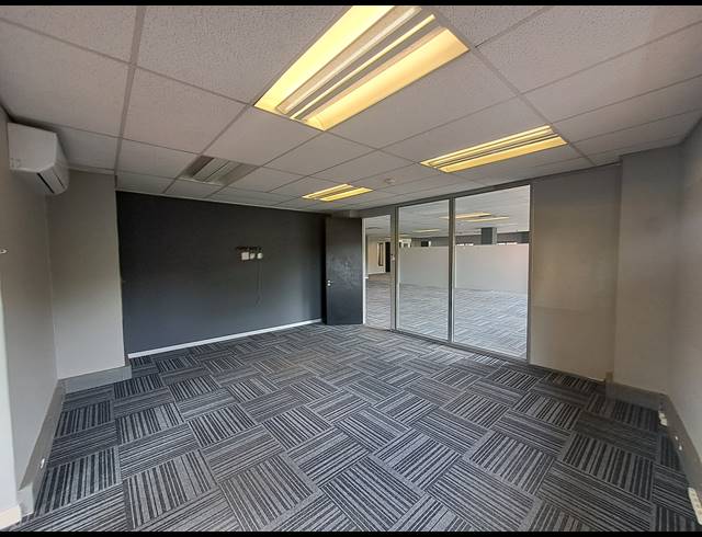 550M² OFFICE TO LET IN ILLOVO